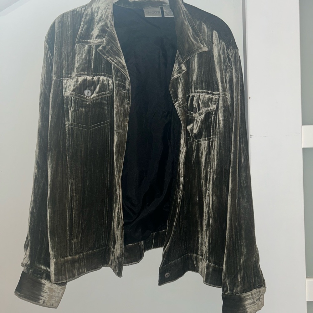 Chicos size 2 crushed velvet green jacket